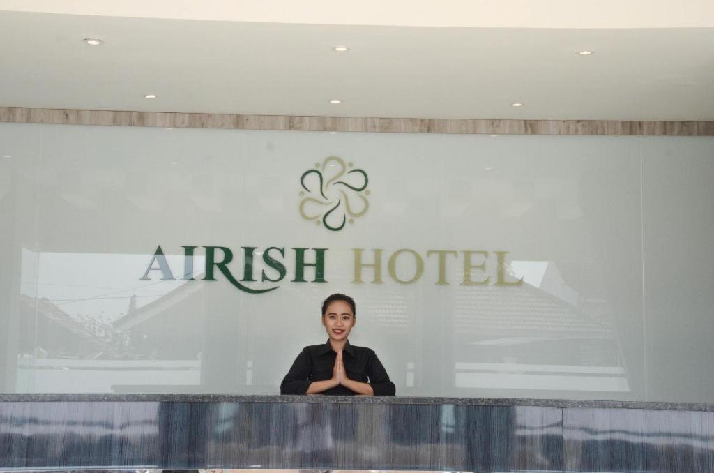 Airish Hotel Palembang Exterior foto